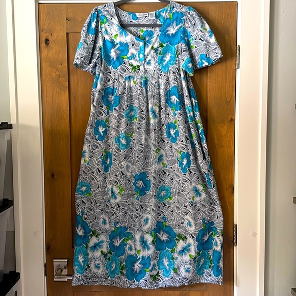 Vintage Dresses & Skirts - VINTAGE LOUNGEES Tropical Floral Print Muumuu House Dress Womens L Cotton Beach